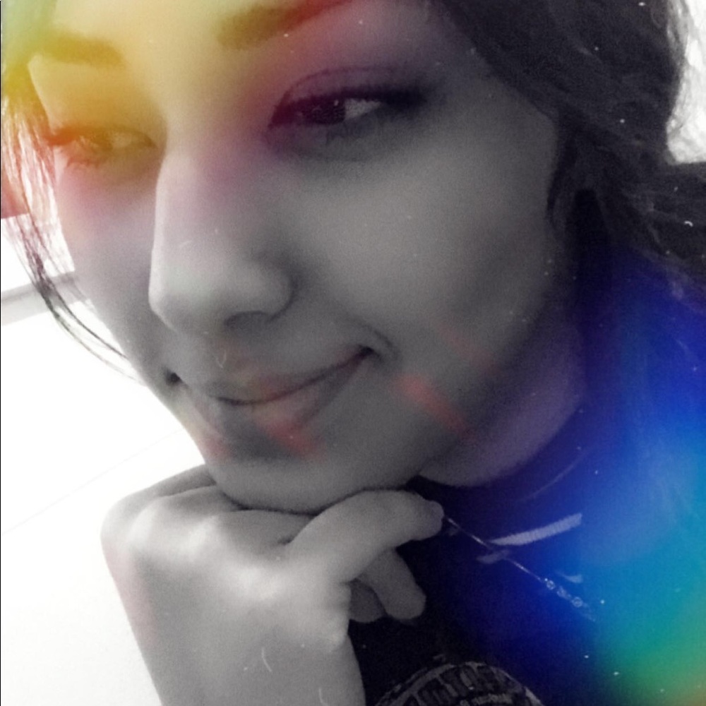 Meet your Posher, Sara